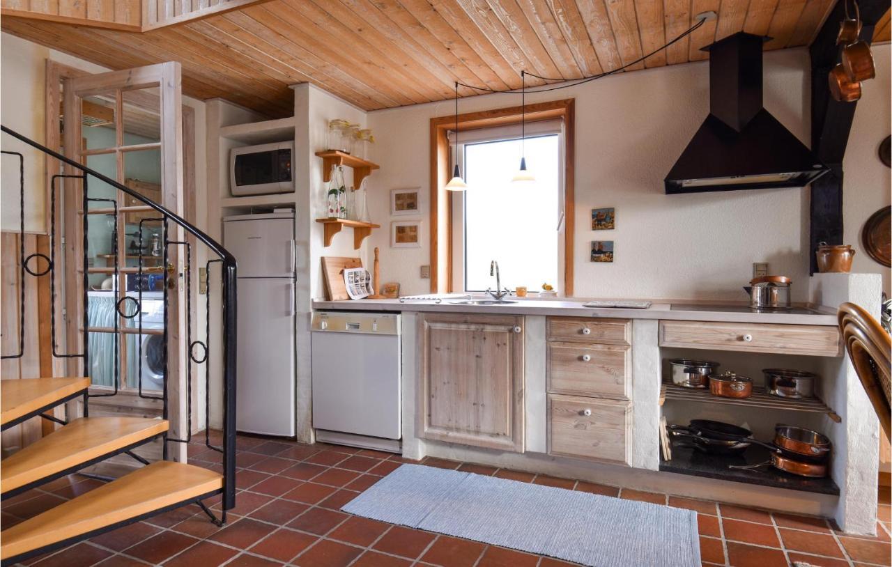 2 Bedroom Amazing Home In Lemvig Norby  Екстер'єр фото