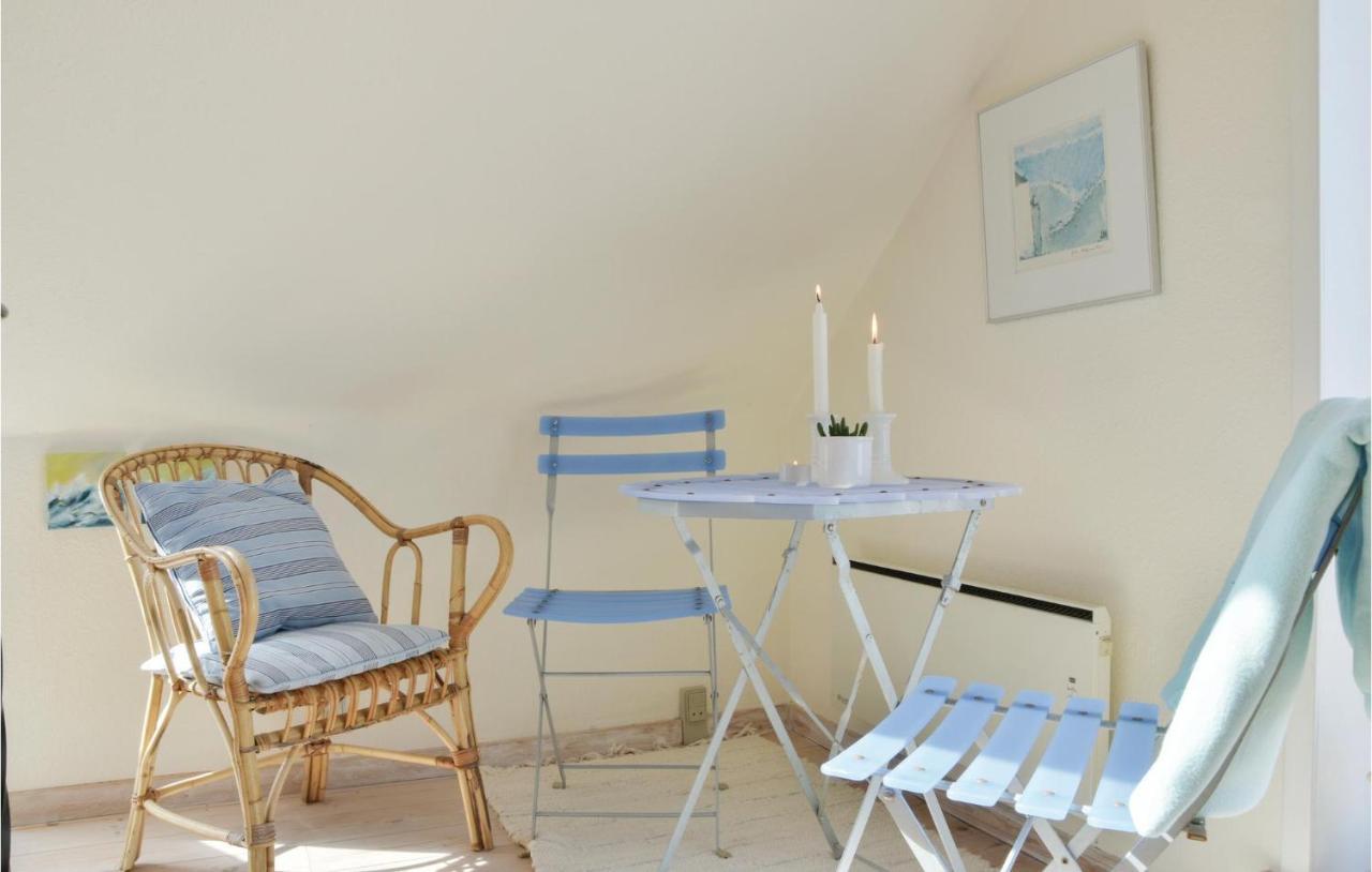 2 Bedroom Amazing Home In Lemvig Norby  Екстер'єр фото