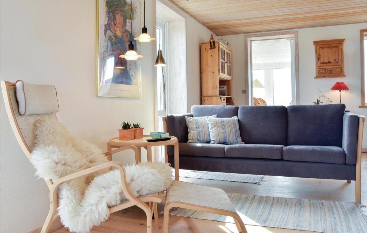 2 Bedroom Amazing Home In Lemvig Norby  Екстер'єр фото